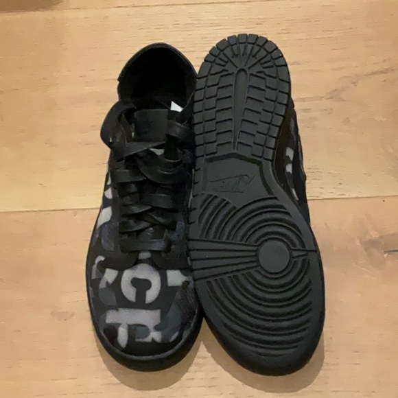 CDG x Nike Great Condition Dunk Low No Box - Picture 3 of 4